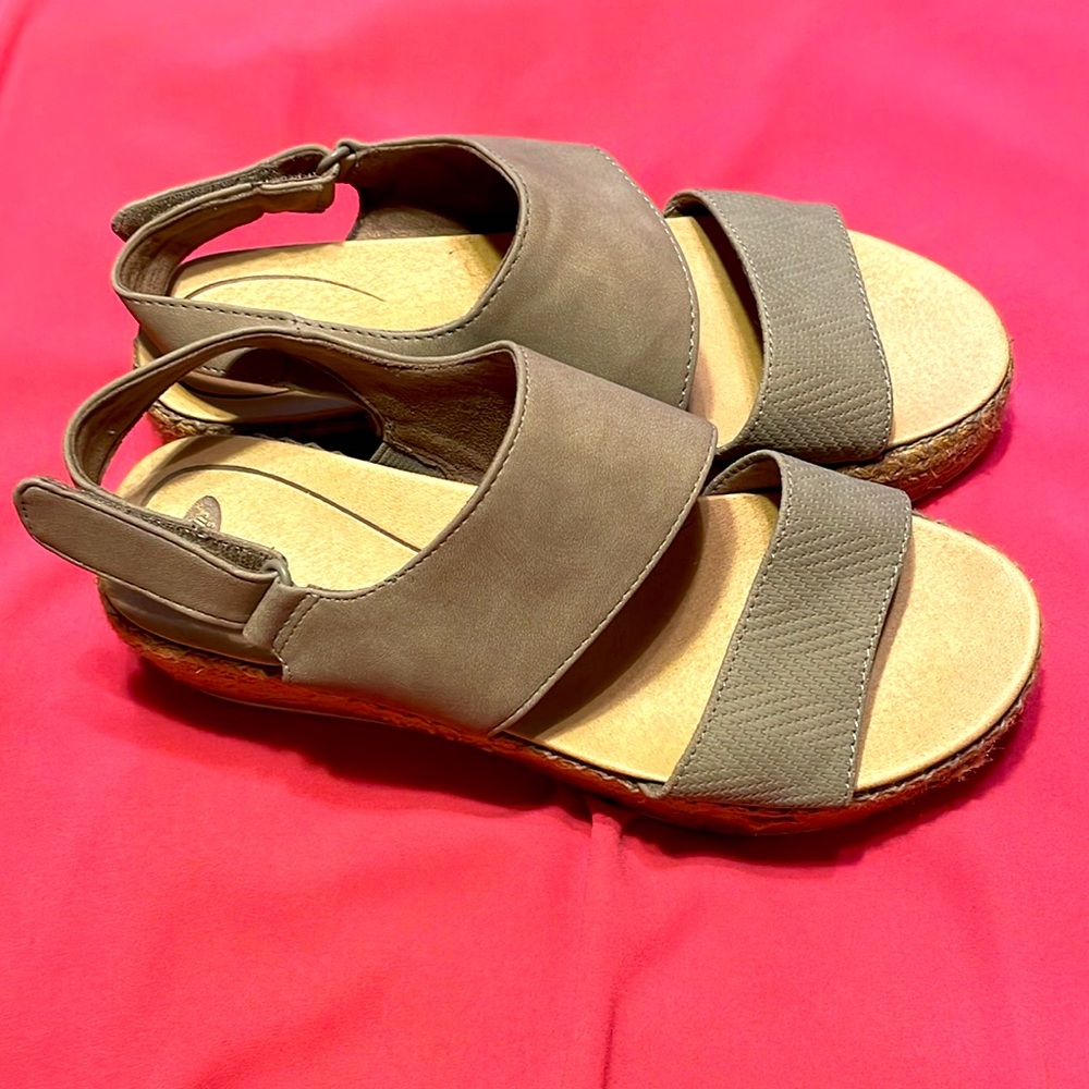 Dr.Scholls tan platform Sandals - Picture 5 of 6